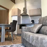 ホテル Casa De Caldelas 2*